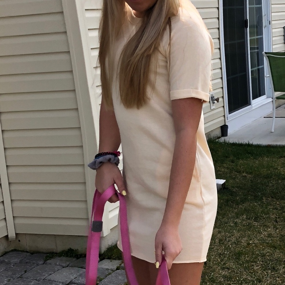 Pastel yellow T-shirt dress